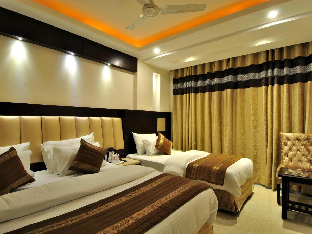 Отель Sai Miracle - Luxury Living Нью-Дели Экстерьер фото