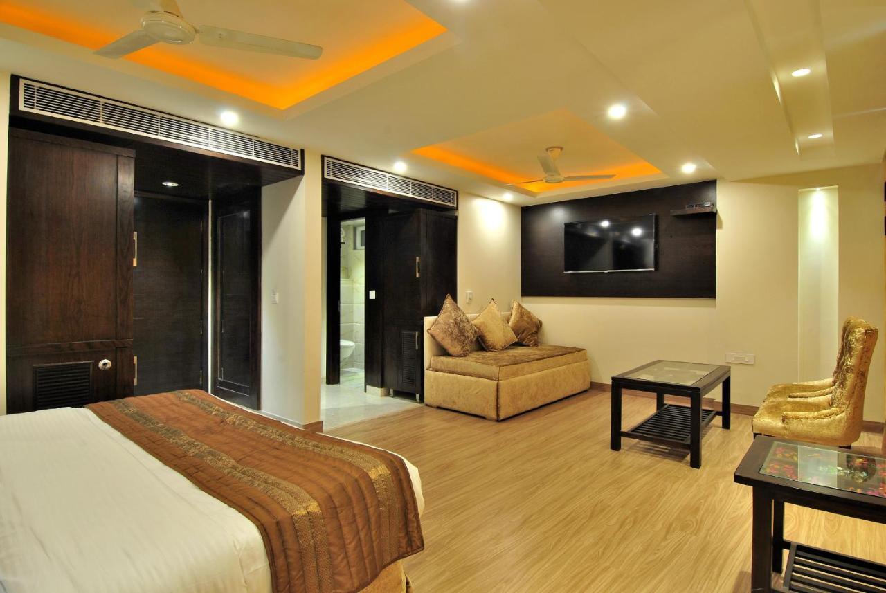 Отель Sai Miracle - Luxury Living Нью-Дели Экстерьер фото